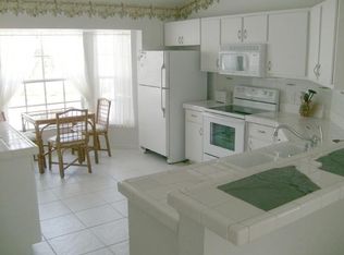 216 SE 18th St, Cape Coral, FL 33990