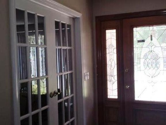 5th image of 727 Winfred Dr S