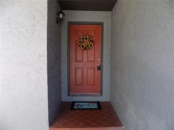 2nd image of 1307 W Honeytree Ln