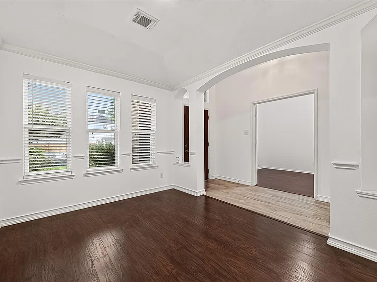 9323 Eaglewood Shadow Ct — Photo 8