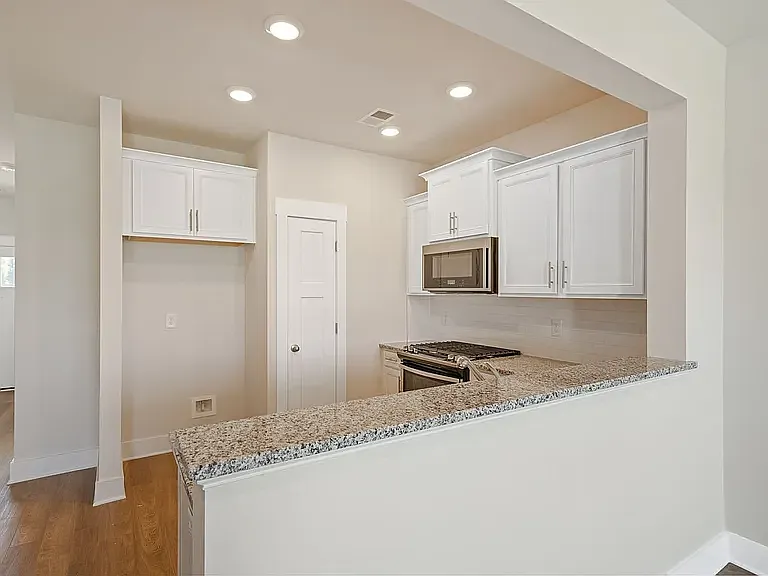 235 Dalmatian Dr — Photo 5
