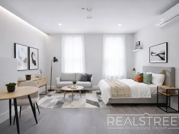 1259 Lincoln Place image 1 of 8