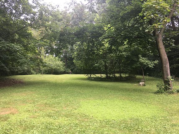 3rd image of 6300 Wimbley Ln