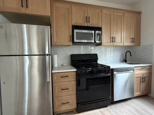 29-02 24th Avenue image 1 of 6