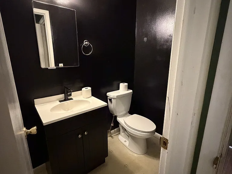 9406 Independence Blvd — Photo 16