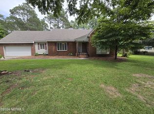 8080 Saint Andrews Dr, Laurinburg, NC 28352