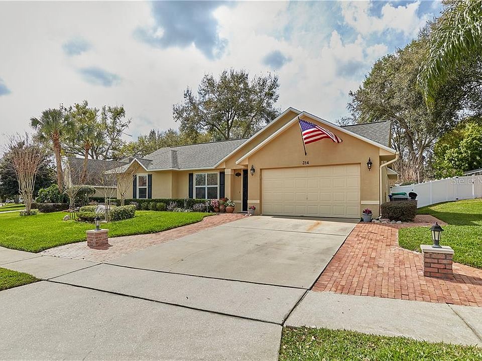 1st image of 314 Pine Shadow Ln