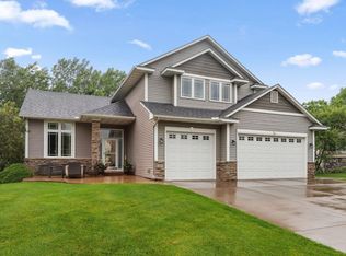 4829 Redpoll Ct, Eagan, MN 55123