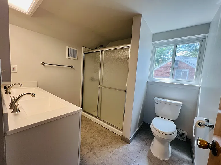 747 Jamaica Dr #1 — Photo 16