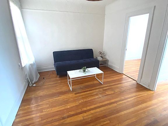 4th image of 37-16 Astoria Blvd S #2