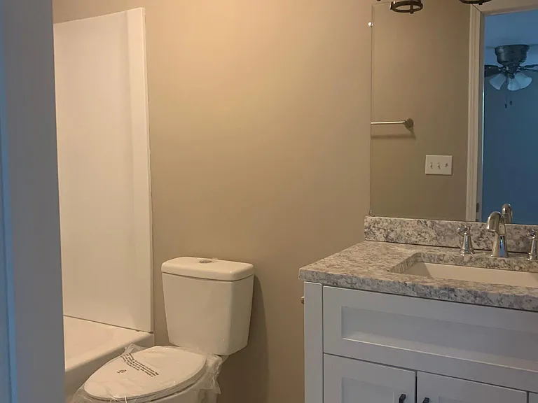 807 S Werner Ave #1 — Photo 3