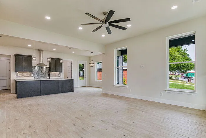412 Elcino Dr — Photo 41