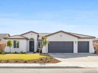 7405 Emerald Green Ave, Bakersfield, CA 93313