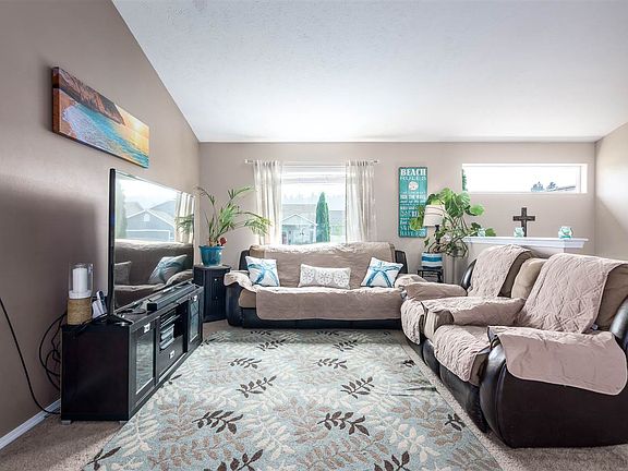 3rd image of 17609 3rd Ln