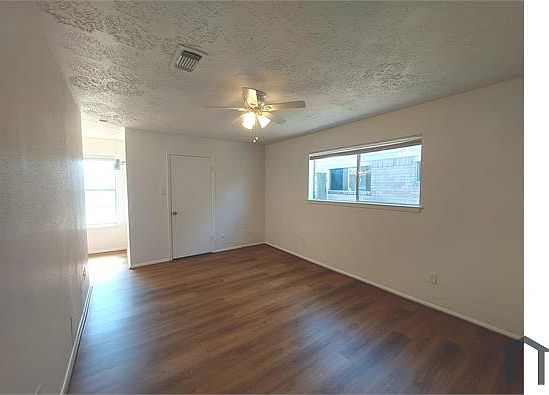 5th image of 8222 Forest Point Dr