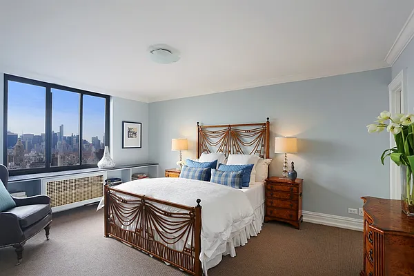 Sold by Corcoran | media 18