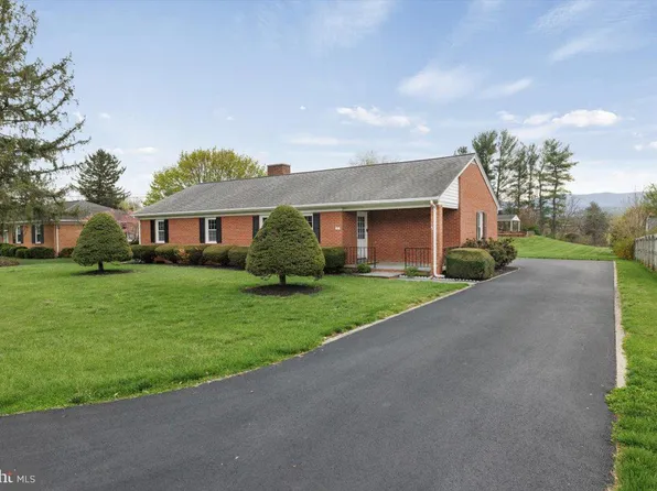 13 Springcrest Dr, Luray, VA 22835