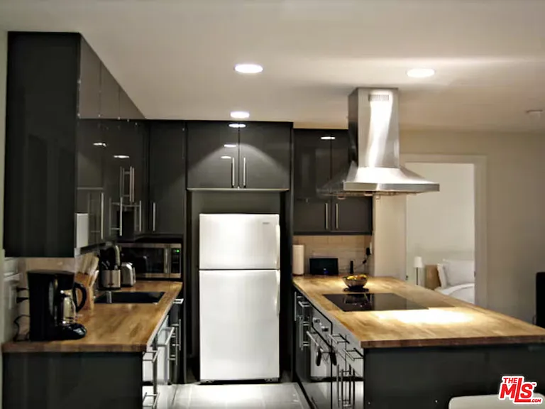 4125 1/2 Huron Ave #1/2 — Photo 5