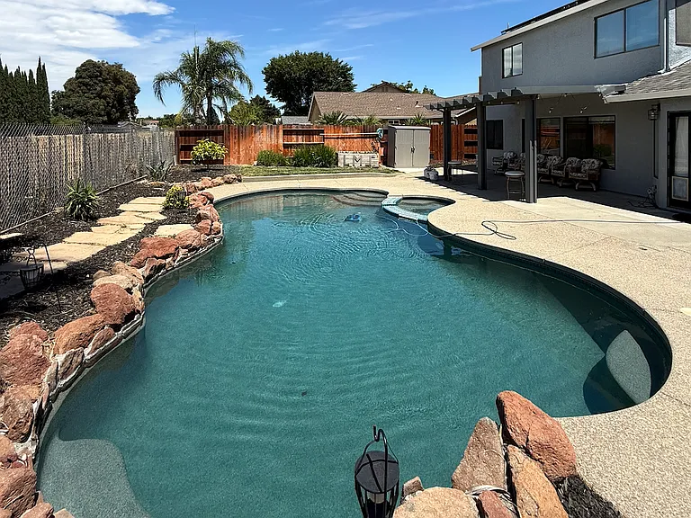 520 Lupine Cir — Photo 17