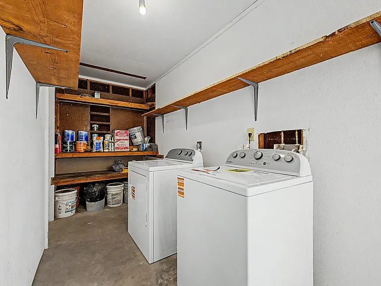 8730 E Rancho Vista Dr — Photo 24