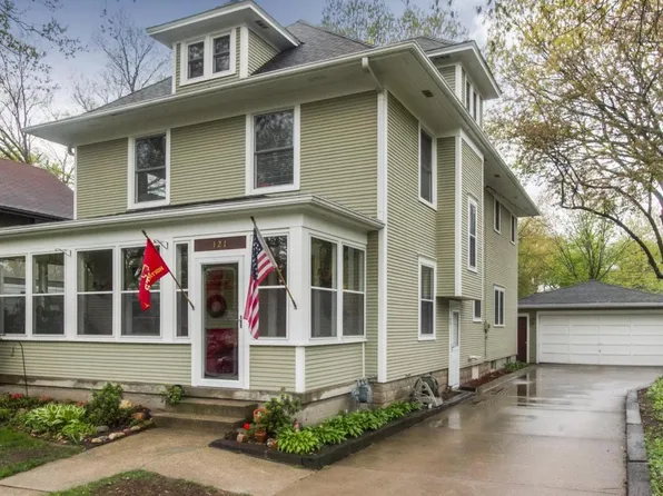 121 N Russell Ave, Ames, IA 50010