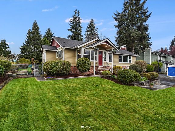 Well cared for & maintained Home