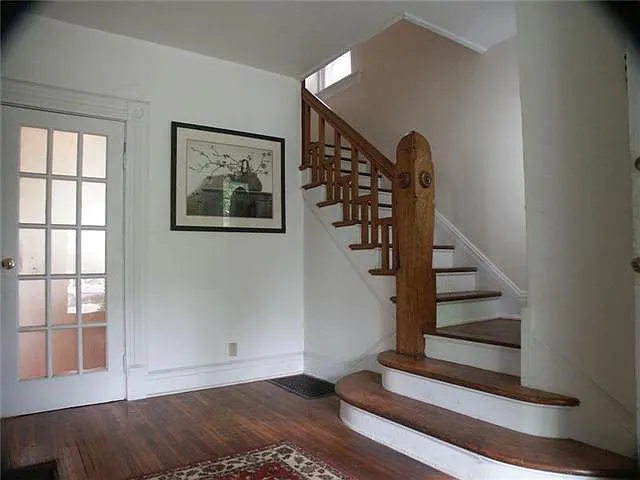 3 bed, 1300 sqft, $1,725 — Photo 2