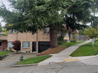 2372 48th Ave SW #3, Seattle, WA 98116