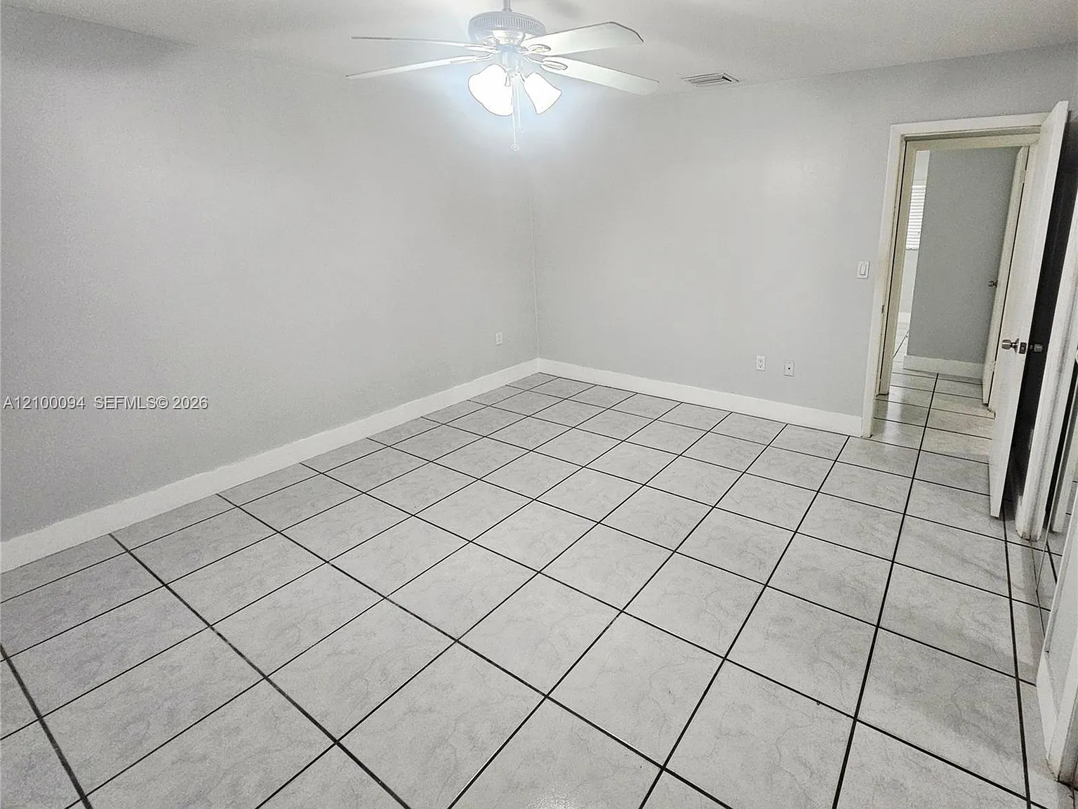 Tamiami Pines Rev Pl — Photo 4