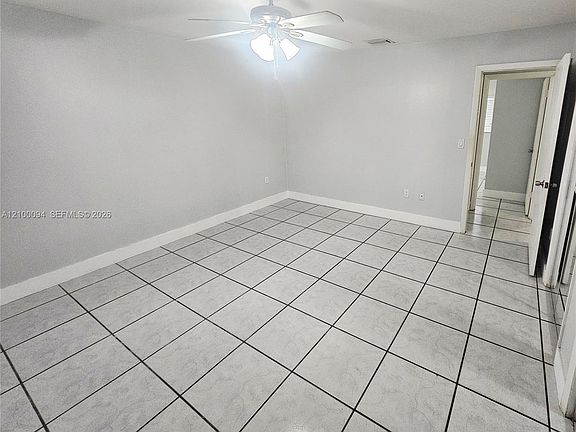 4th image of 3501 SW 12th St #3501