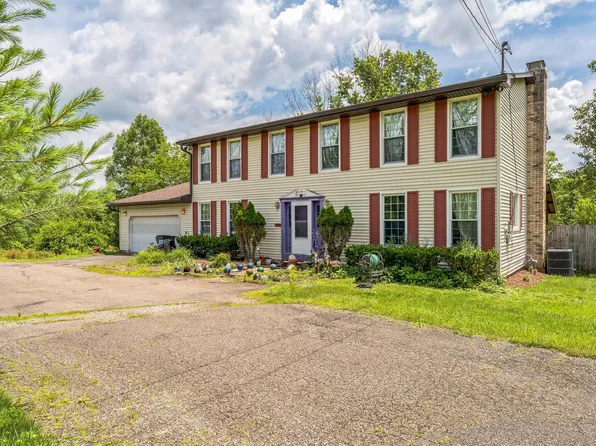123 Deerwalk Cir, Marietta, OH 45750