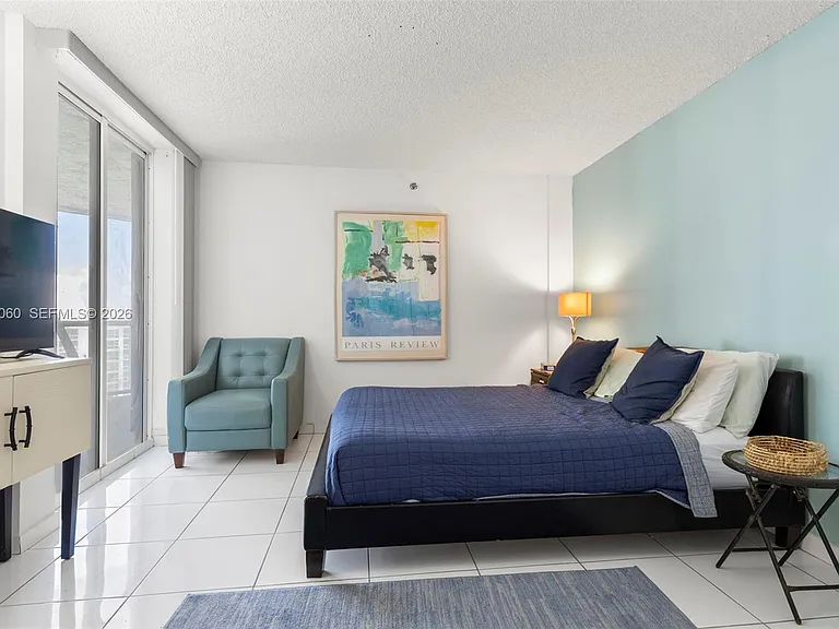 6767 Collins Ave #1905 — Photo 7