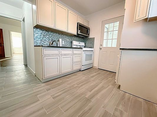1st image of 21-27 29th Ave #5