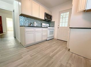 21-27 29th Ave #5, Astoria, NY 11102