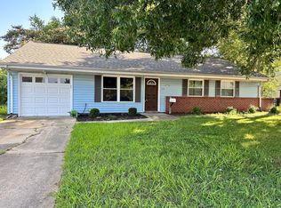 35 Diggs Dr, Hampton, VA 23666