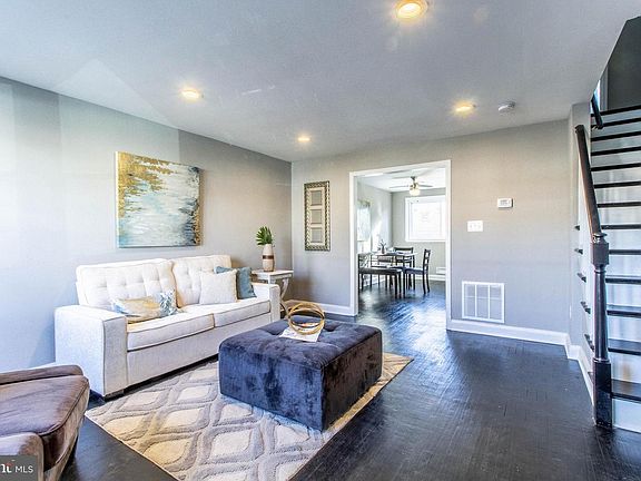 5th image of 4725 Homesdale Ave