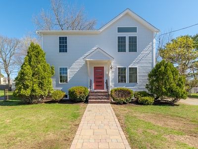 32 Lexington Dr, Beverly, MA, 01915