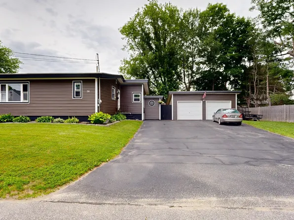 26 Columbia Street, Lewiston, ME 04240