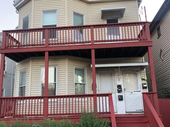 17 Medford St #1, Medford, MA 02155