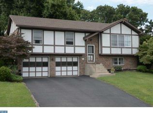 517 Edison Ct, Reading, PA 19605