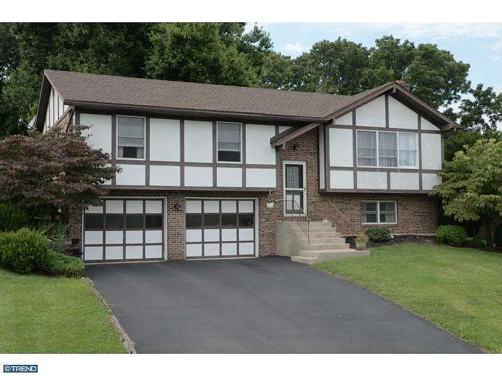 517 Edison Ct photo 1