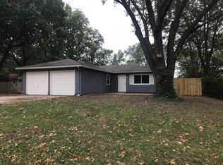 3219 Cardinal Dr, Lawrence, KS 66049