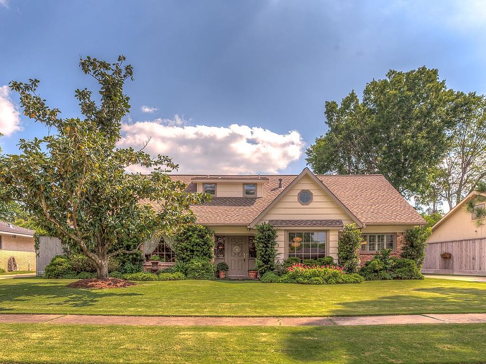 1st image of 5327 Dumfries Dr