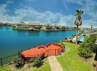 10015 Ripple Lake Dr, Houston, TX 77065