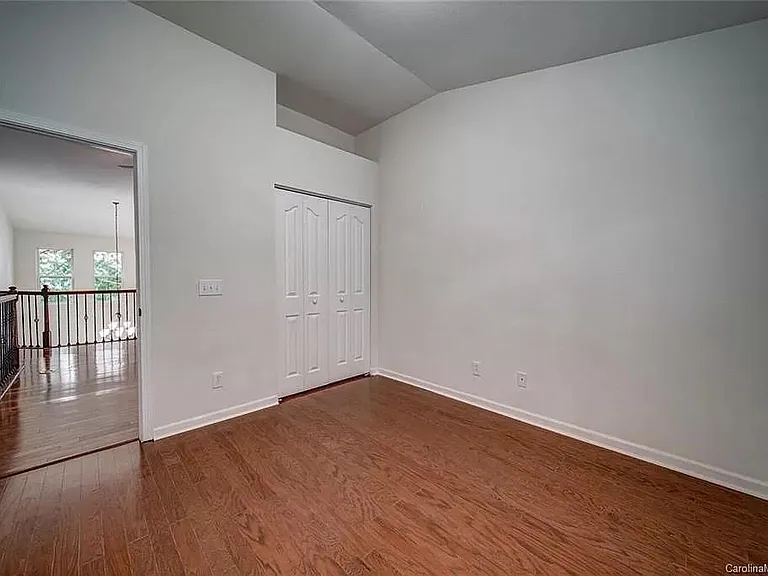 10947 Princeton Village Dr — Photo 24