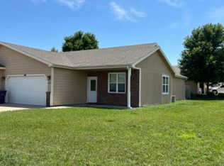 2607 Buttonwood Dr, Manhattan, KS 66502