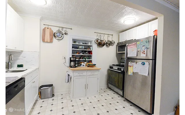 Rented by Douglas Elliman | media 4