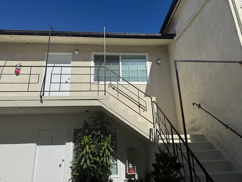 1st image of 1248 9th St APT 6