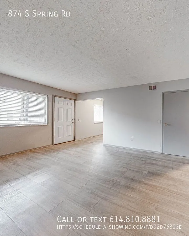 Charming 2-Bedroom Apartment in Westerville — Photo 2