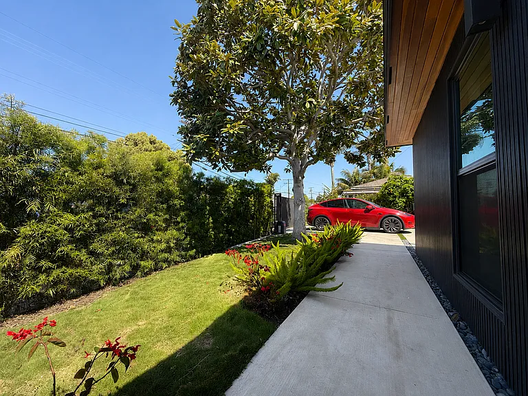 11536 Braddock Dr — Photo 19